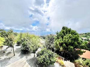 GuestReady - Yellow house in the mountain