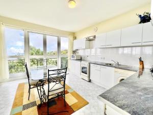 GuestReady - Yellow house in the mountain