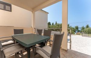 Amazing Home In Svpetar Na Moru