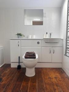 Rats Retreat at Tove Valley Cottages