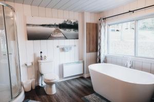 Louna-Nuage Shack- Chalet au Miller Zoo