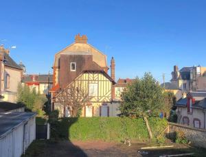 Appartements Appartement de charme a 250m de la plage : photos des chambres