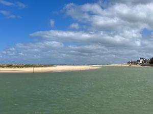 Appartements Appartement de charme a 250m de la plage : photos des chambres