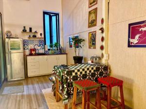 Hanoian Traditional Stay - City view - Old Quarter