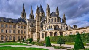 Appartement cosy à Caen avec terrasse et jardin