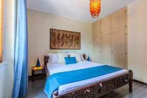 Villa Etnic Eloise a walk from Porto Pino beach