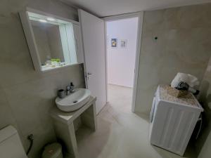 SeaZen Beach Front Suites