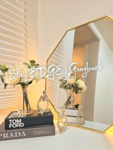 STAY EDGE GONGBAEK - near Shindaebang Station Boramae Hospital & Park Hongik University Airport Bus near Sindorim, Gangnam