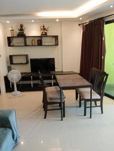 Studio with washer on Wongamat beach