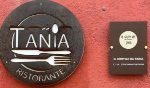 Il cortile da Tania