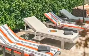 Maisons de vacances Amazing Home In Saint Pons La Calm : photos des chambres