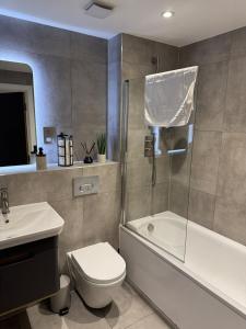 York centre pad - free parking and private gym!