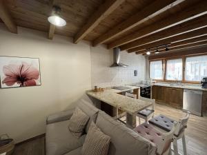 Casa Moises en Bimenes VV-3101-AS