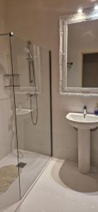 Seafront Apartment over Marsalforn Bay