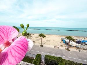 Villetta Duplex Emirati Fronte Mare Rif A781