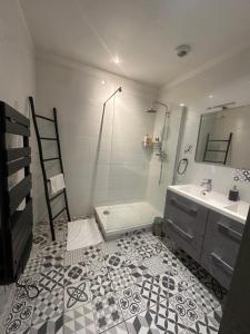 Appartements Maison boheme centre ville avec parking : photos des chambres