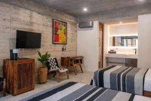 Jiloo- Beautiful Oasis in Punta Zicatela 7