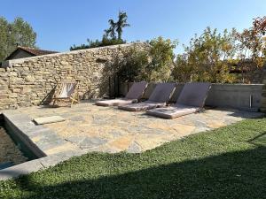 Villas Maison de village avec piscine : photos des chambres