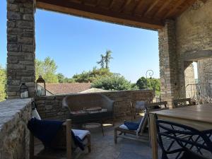 Villas Maison de village avec piscine : photos des chambres