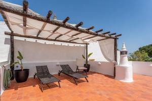 2BDr Retreat w Pool in Porches by Lovelystay