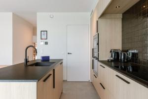 Huswell - Beachfront apartment with sea view