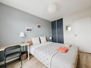 Appartements La belle chanteraine 80 m2 vue Basilique : photos des chambres