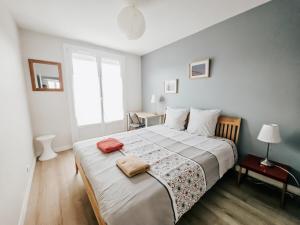 Appartements La belle chanteraine 80 m2 vue Basilique : photos des chambres