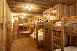 Les Chalets de la Source 2 - Luxe - Skis aux pieds - 14 personnes : photos des chambres