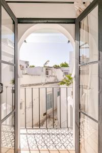 Dar Habibi F saint Laurent