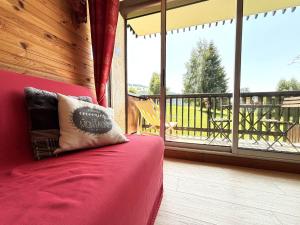 Appartements Studio skis aux pieds, animaux acceptes, parking, balcon, 4 personnes - FR-1-505-230 : photos des chambres