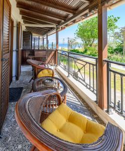 Aelia Seaside Maisonette