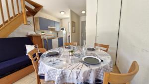 Appartements Vaux sur Mer - LES JARDINS D'AGATHE - VILLA MITOYENNE - marche a pied : photos des chambres