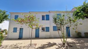 Appartements Vaux sur Mer - LES JARDINS D'AGATHE - VILLA MITOYENNE - marche a pied : photos des chambres