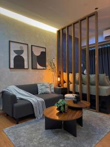 Sleek Designer Studio at Knightsbridge Residences