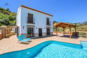 Villa Relax and Pool El Moral