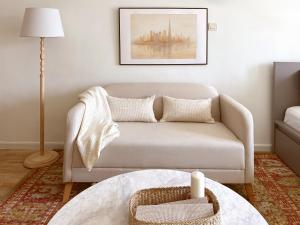Stylish Lakefront Studio with King Bed and Balcony