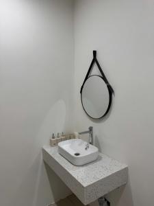 Old Quarter Homestay 202 - Air conditioner - Railway