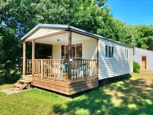Camping Au Vent Des Marais