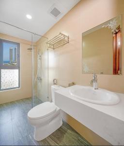 Phạm Văn Đồng Apartment