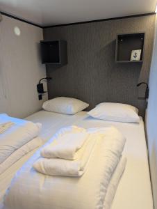 Houseboat 19 20 Sneekermeer