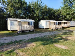 Camping Au Vent Des Marais