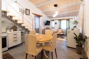 Casa Ellini unique & spacious by 8essentially