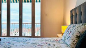Appartements Azure Horizons Seaside Escape : photos des chambres