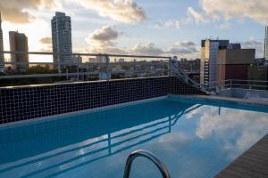 1 - Flat a 300m do Shopping Salvador com garagem