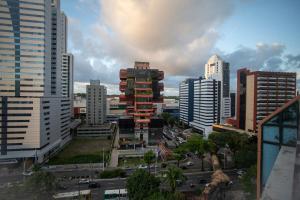 1 - Flat a 300m do Shopping Salvador com garagem