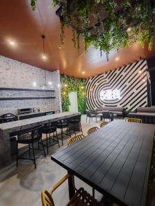 Fantastic 1607 Ser ESCALANTE