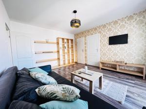 Magheru Downtown Apartment