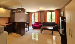 MATEO Golden Sands 1