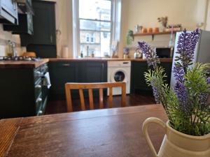 Montgomery Mews in Leith