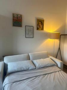 Sunny apartment in central Rome